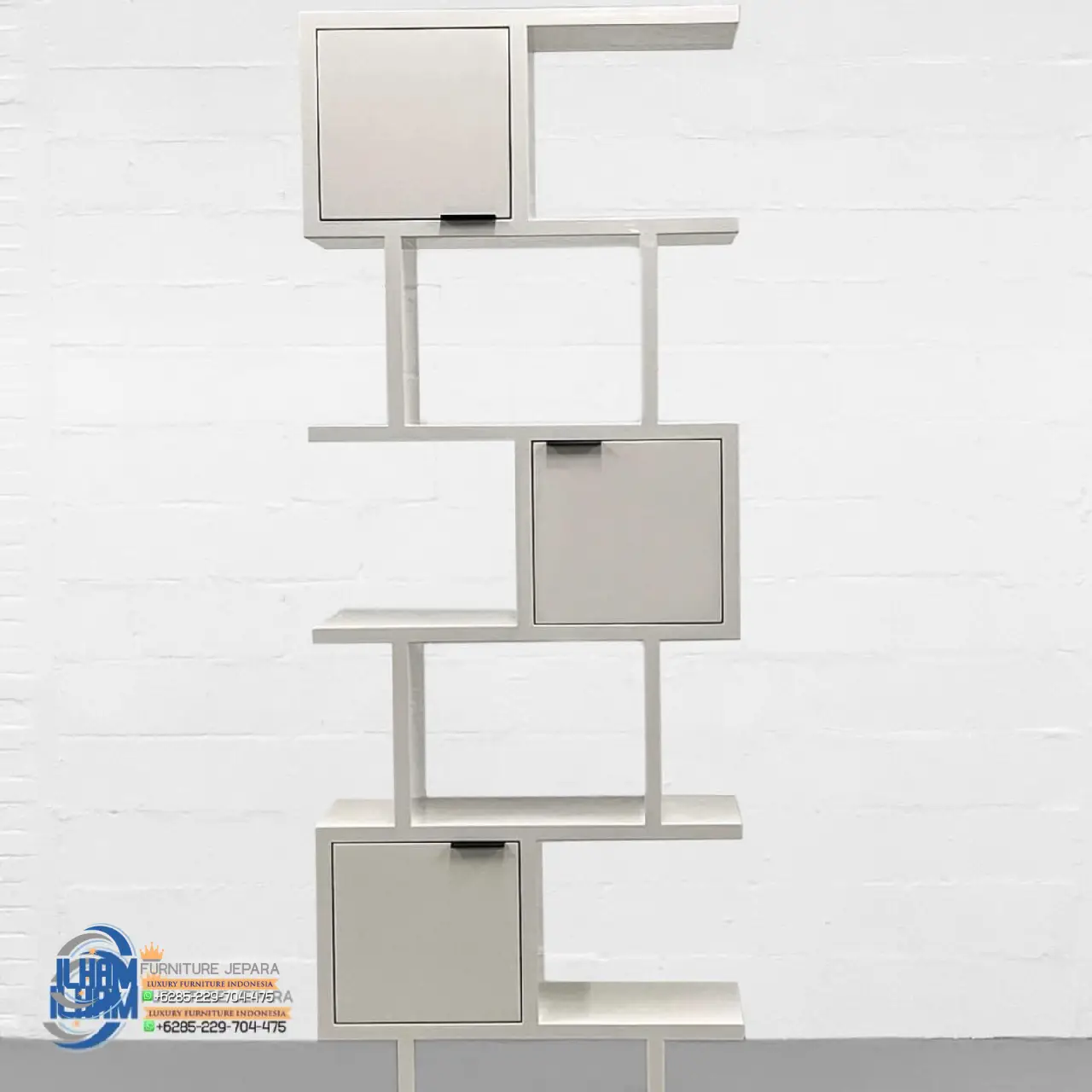 Rak Lemari Minimalis Modern Berwarna Putih Gading